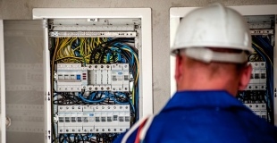 Garantie décennale pour électricien : tarifs et devis 2025 !