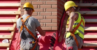 Garantie décennale travaux d'étanchéité (toit, terrasse, façade) : tarifs et devis 2025 !