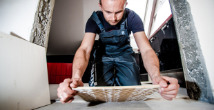 Assurance dommages ouvrage pose de carrelage : tarifs et devis 2025 !